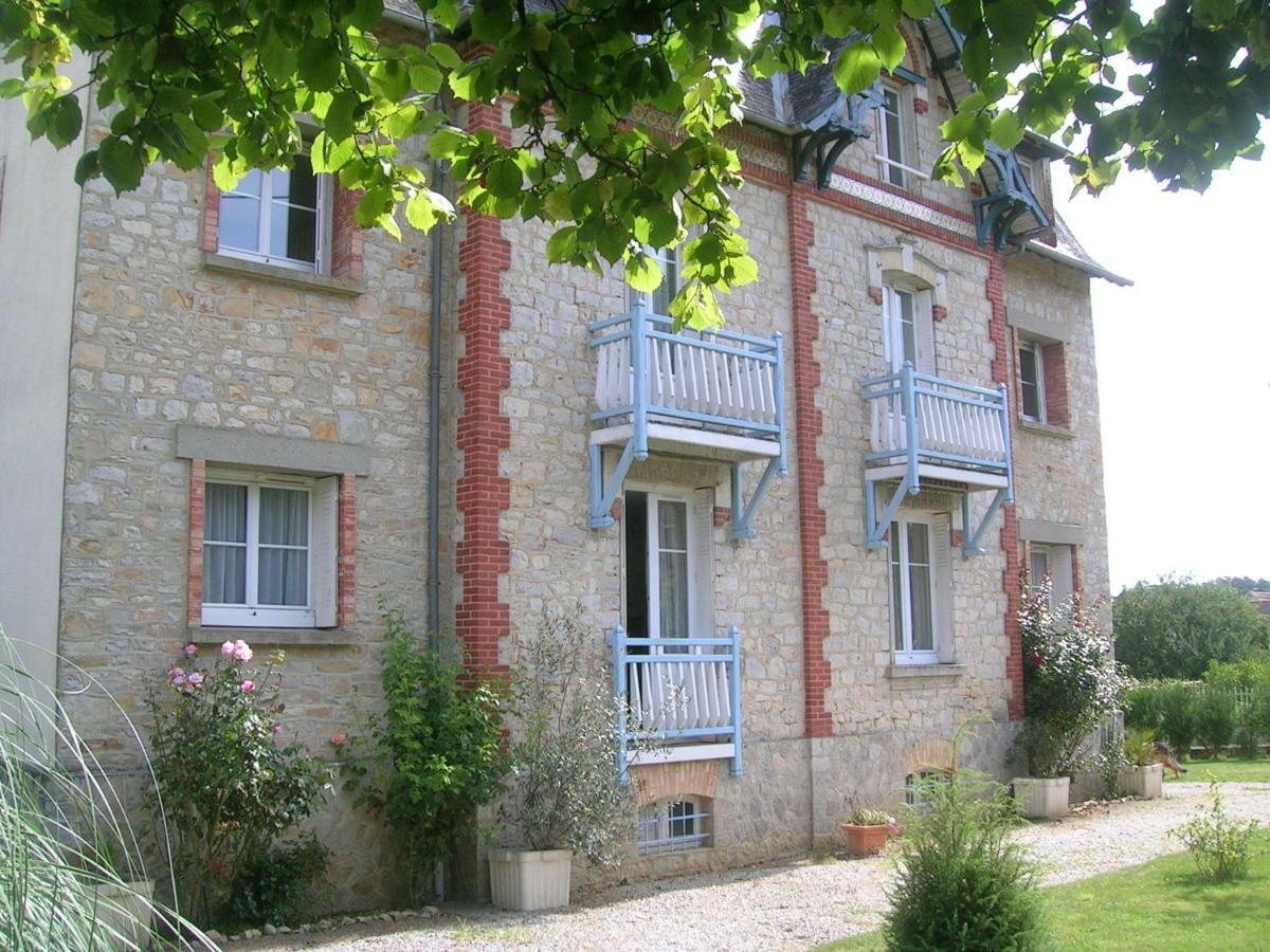 Appartements Villa Odette Bagnoles de l'Orne Normandie Buitenkant foto